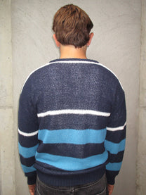 BLUE KNITTED SWEATER