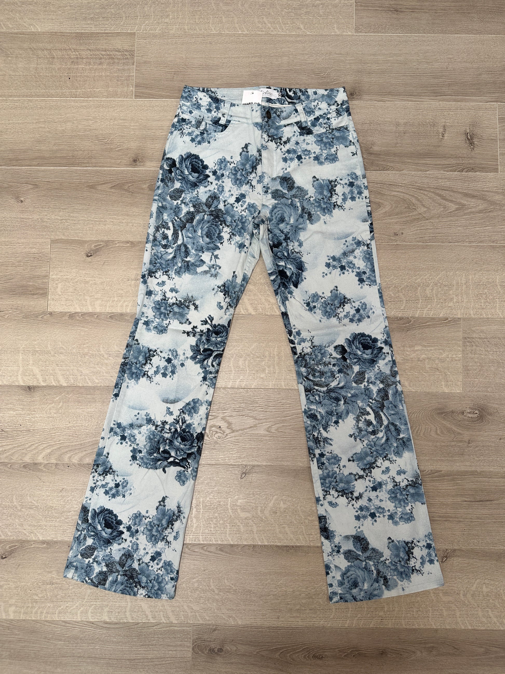 WHITE &amp; BLUE PANTS