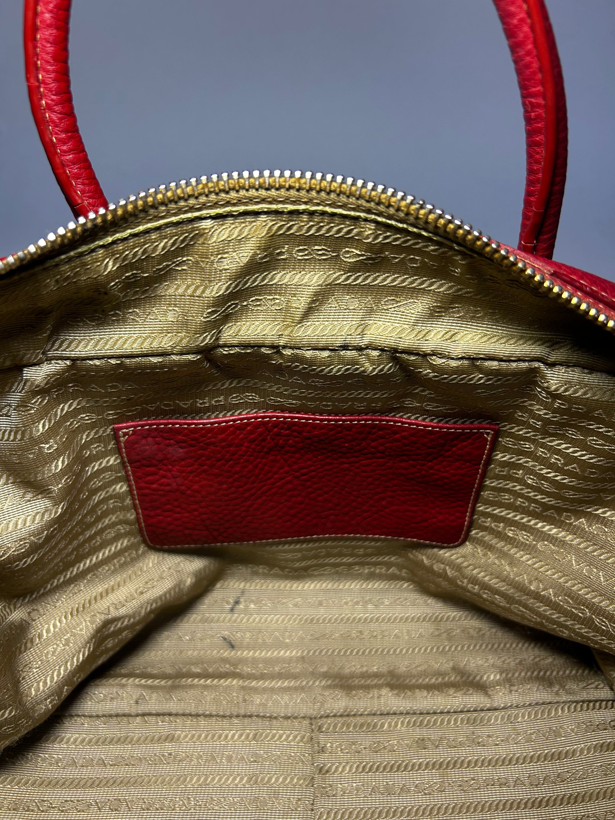 PRADA VITELLO DAINO LEATHER BAULETTO