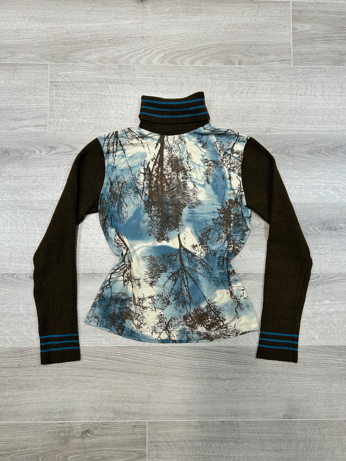 TURTLE NECK LONGSLEEVE