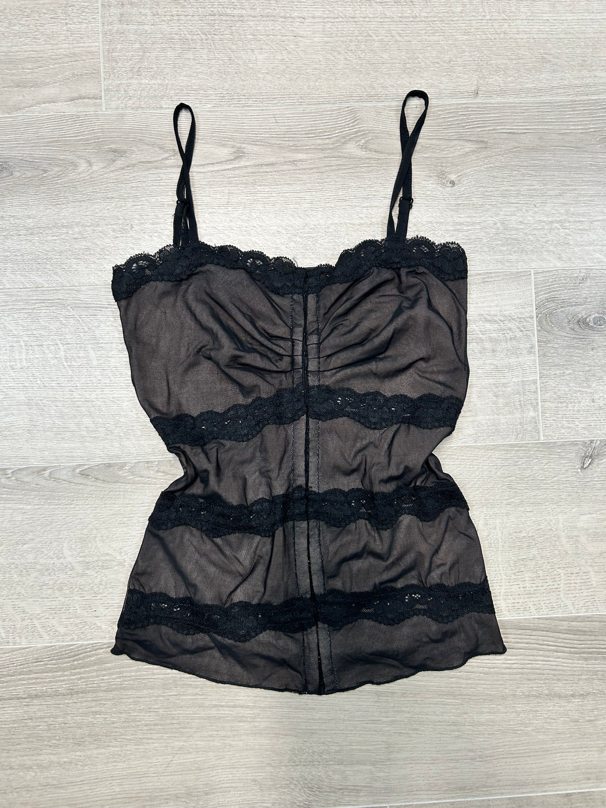 BLACK MESH TOP WITH LACE