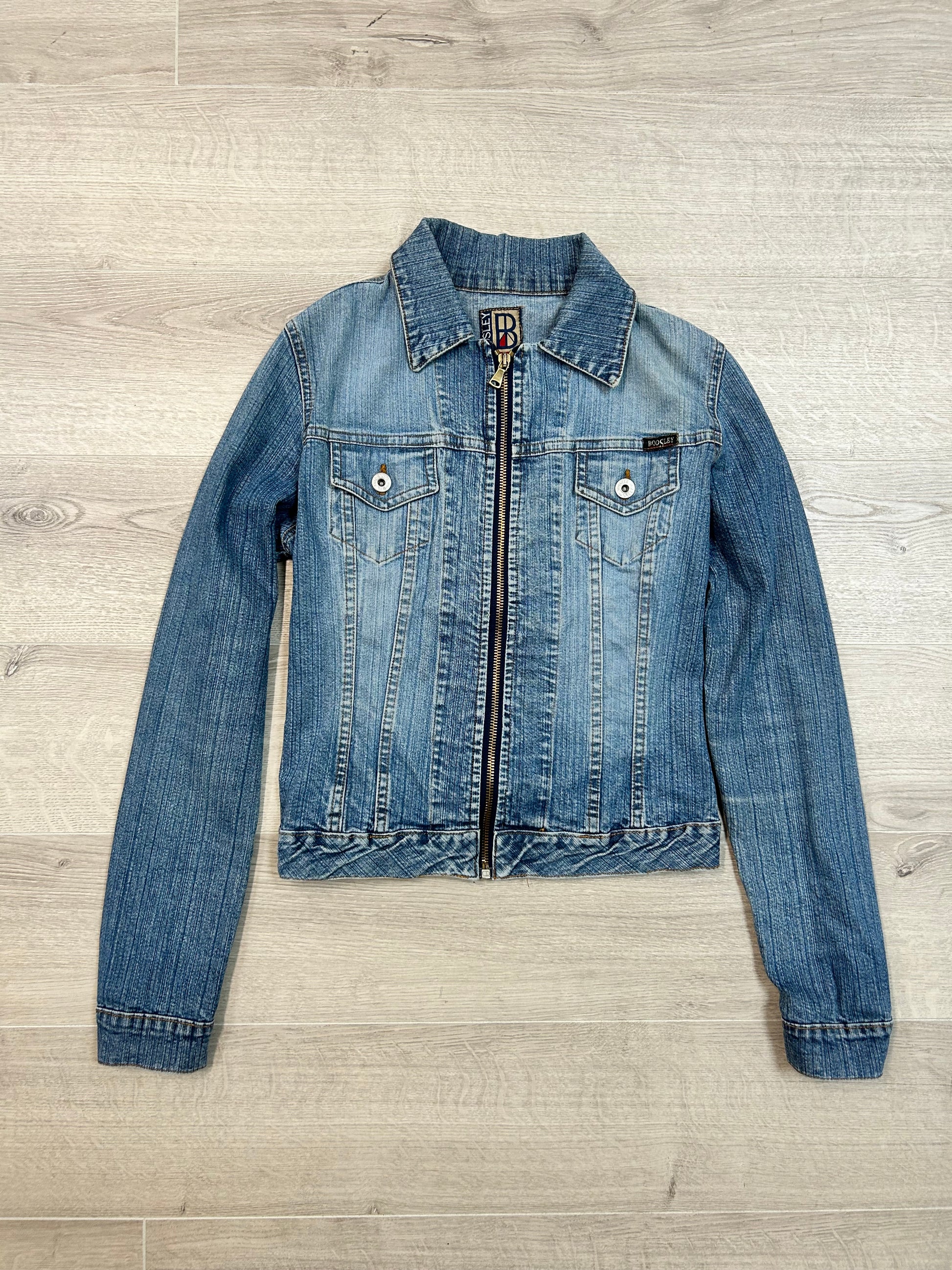 FITTED DENIM JACKET