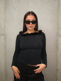 BLCK LONGSLEEVE WITH FEATHER TRIM
