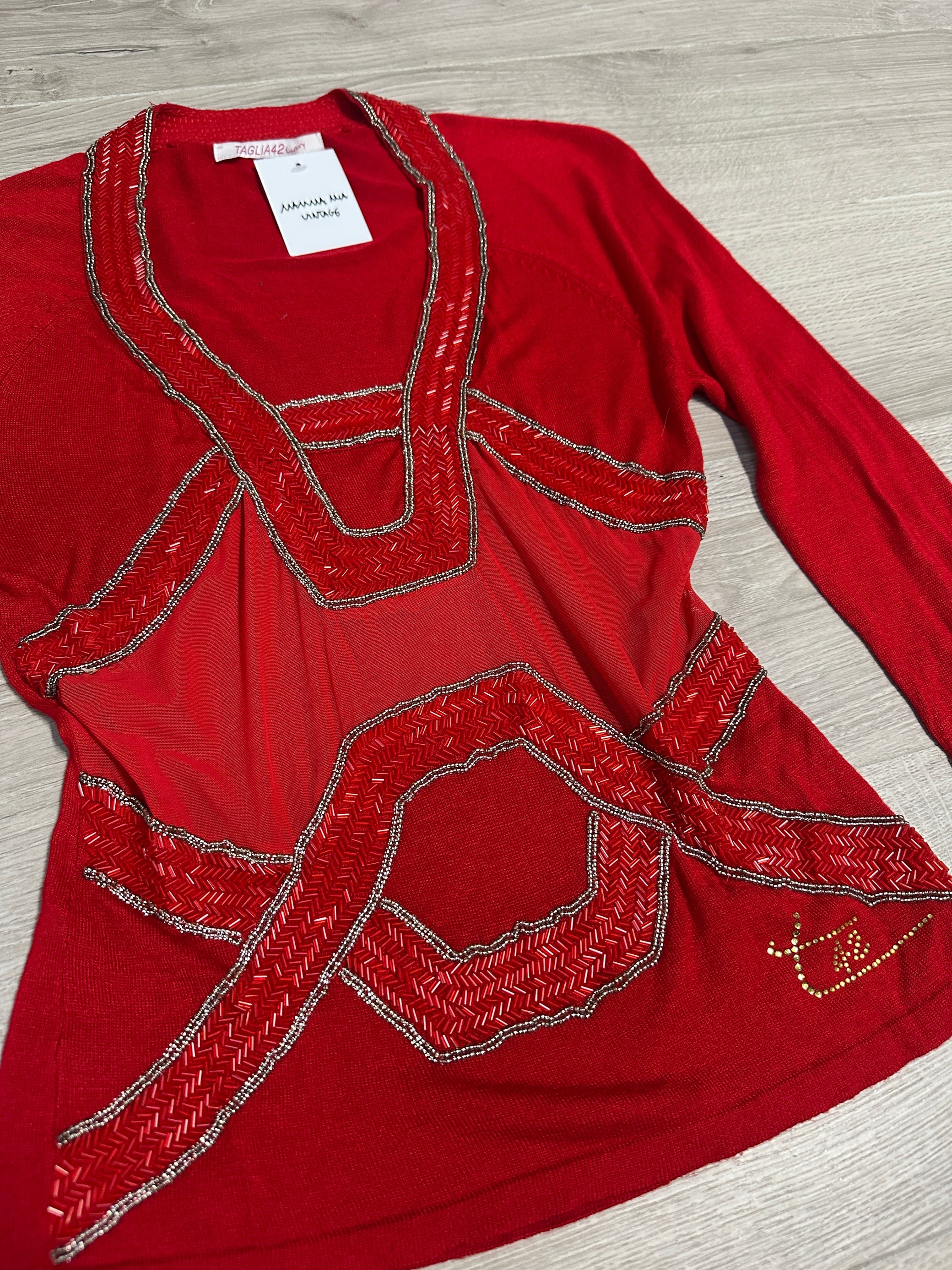 RED LONG SLEEVE WITH BEADS
