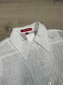 WHITE SHIRT