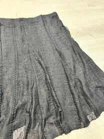BLACK LACE SKIRT