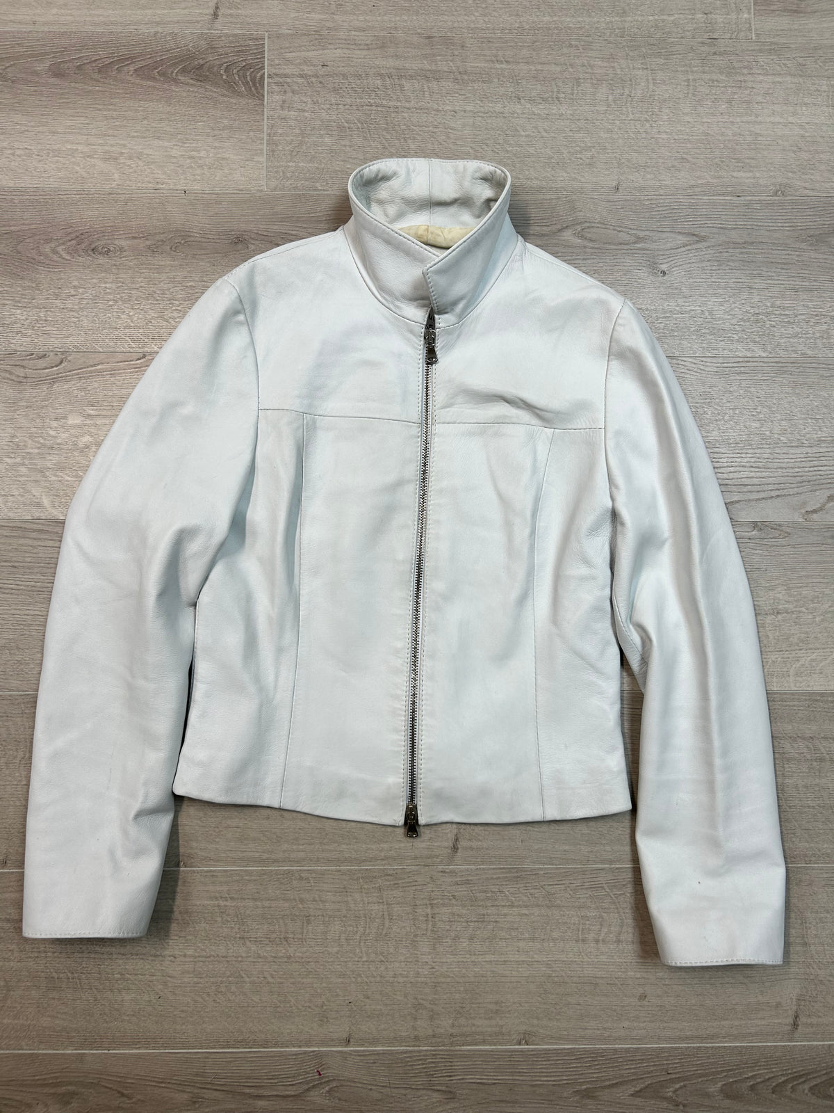 WHITE LEATHER JACKET