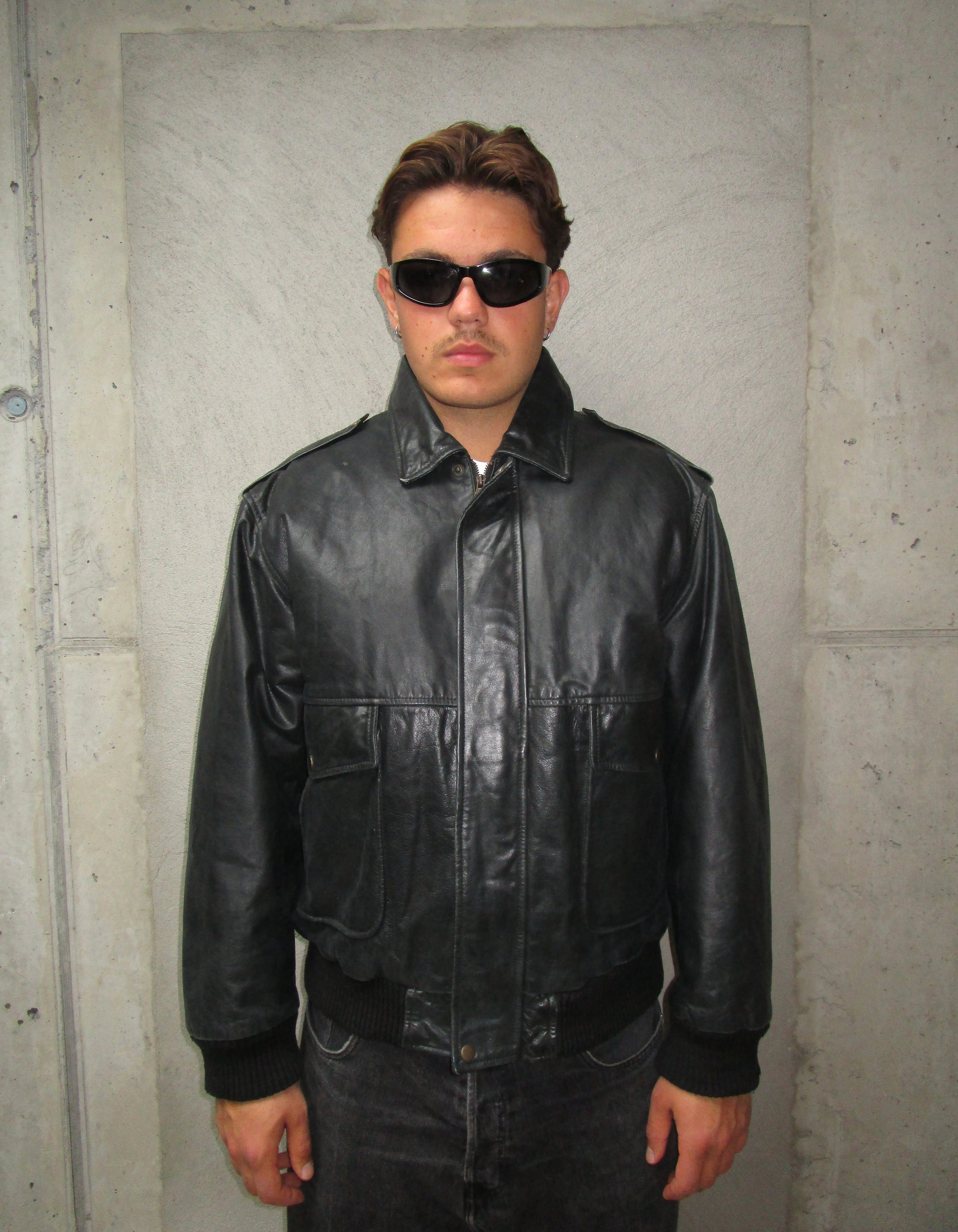 BLACK LEATHER JACKET