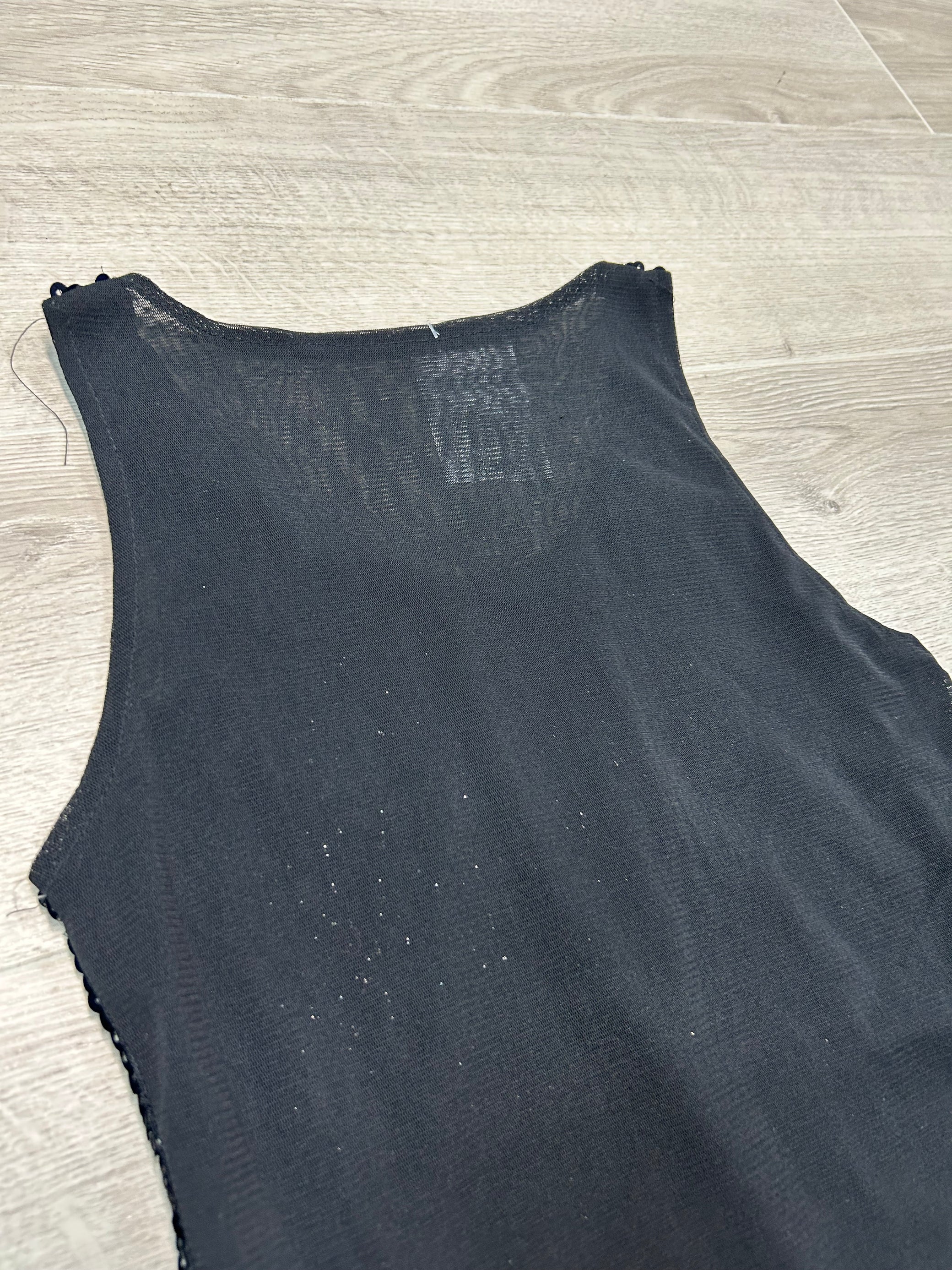 BLACK SEQUIN GRAPHIC TOP