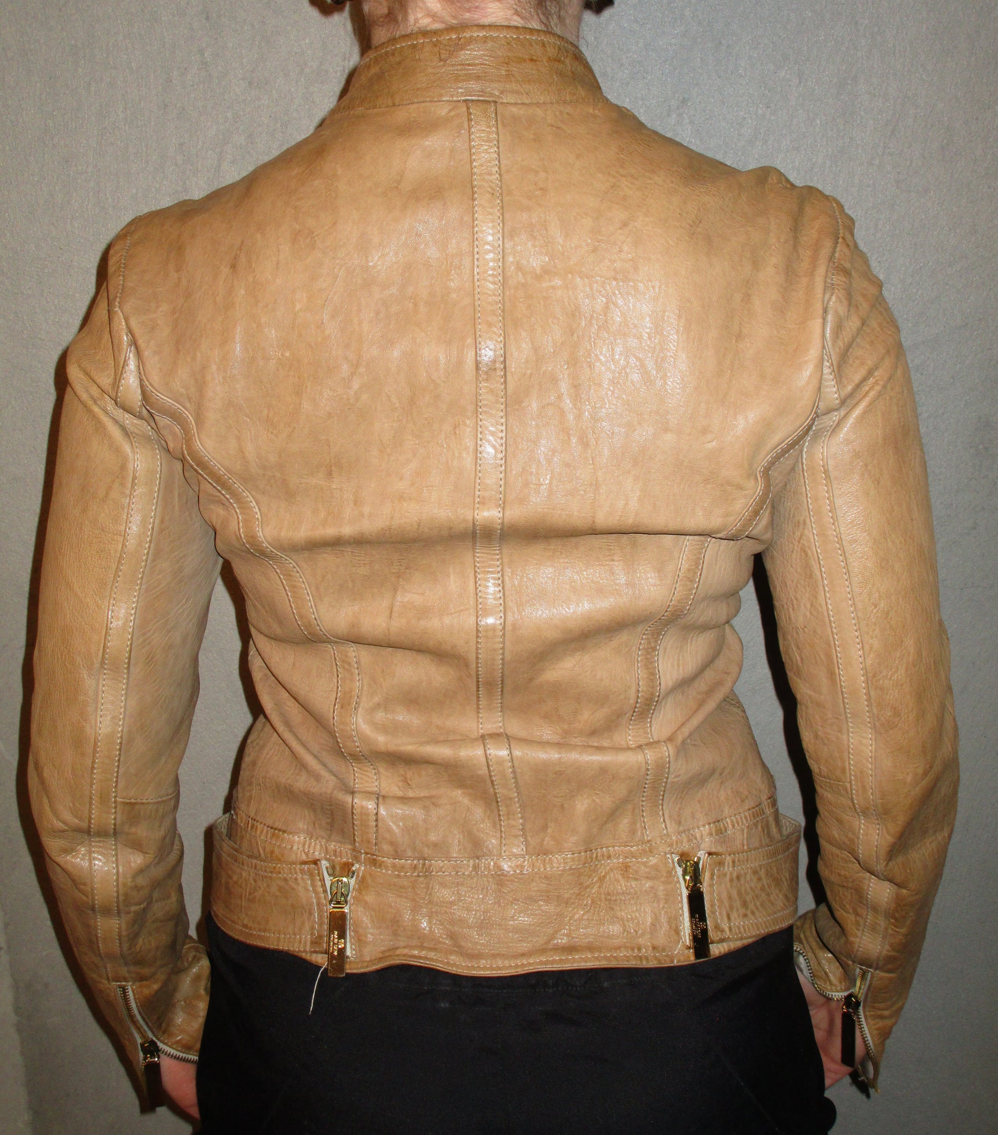 TAN LEATHER JACKET