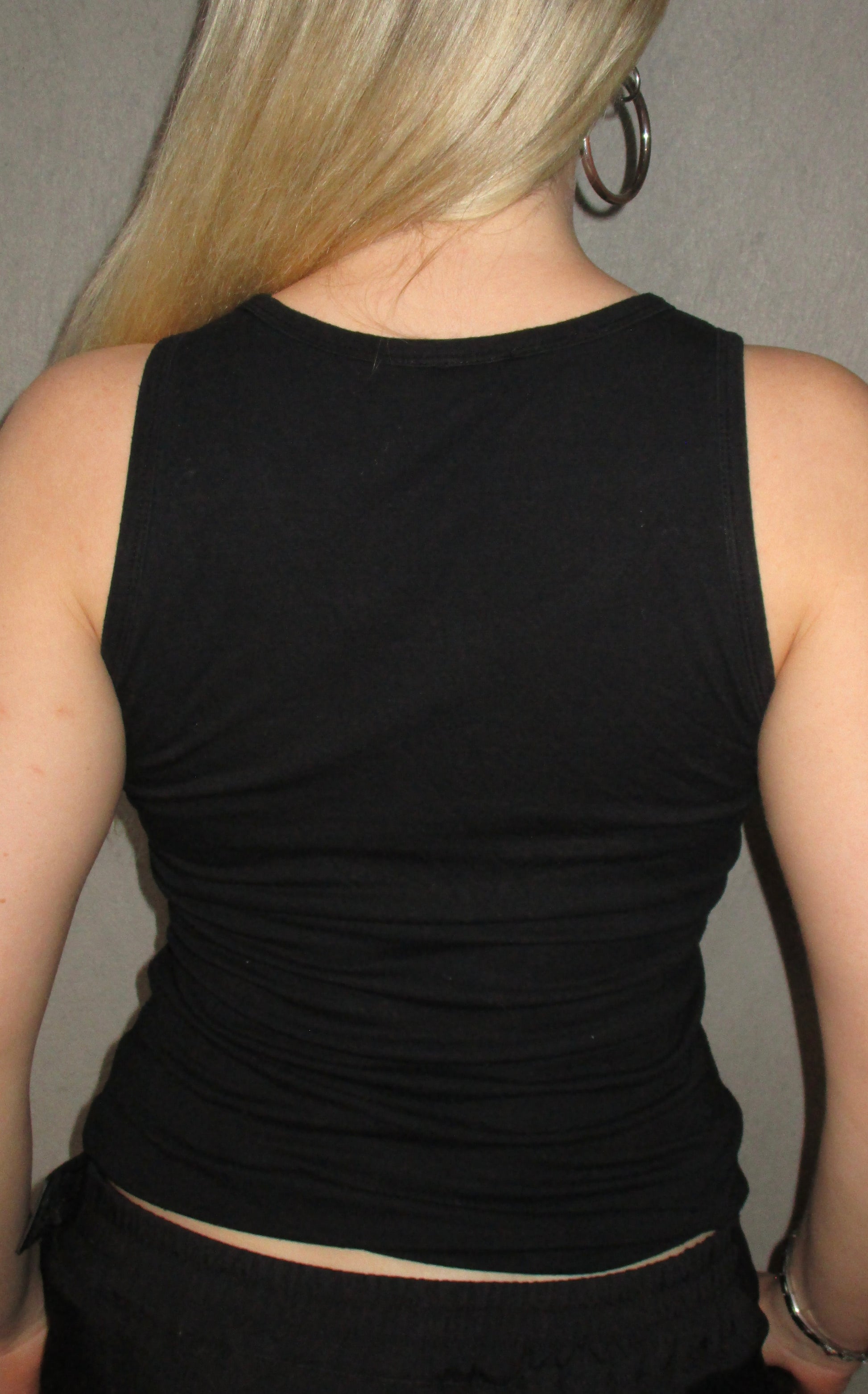 BLACK TANK WITH SEQUIN