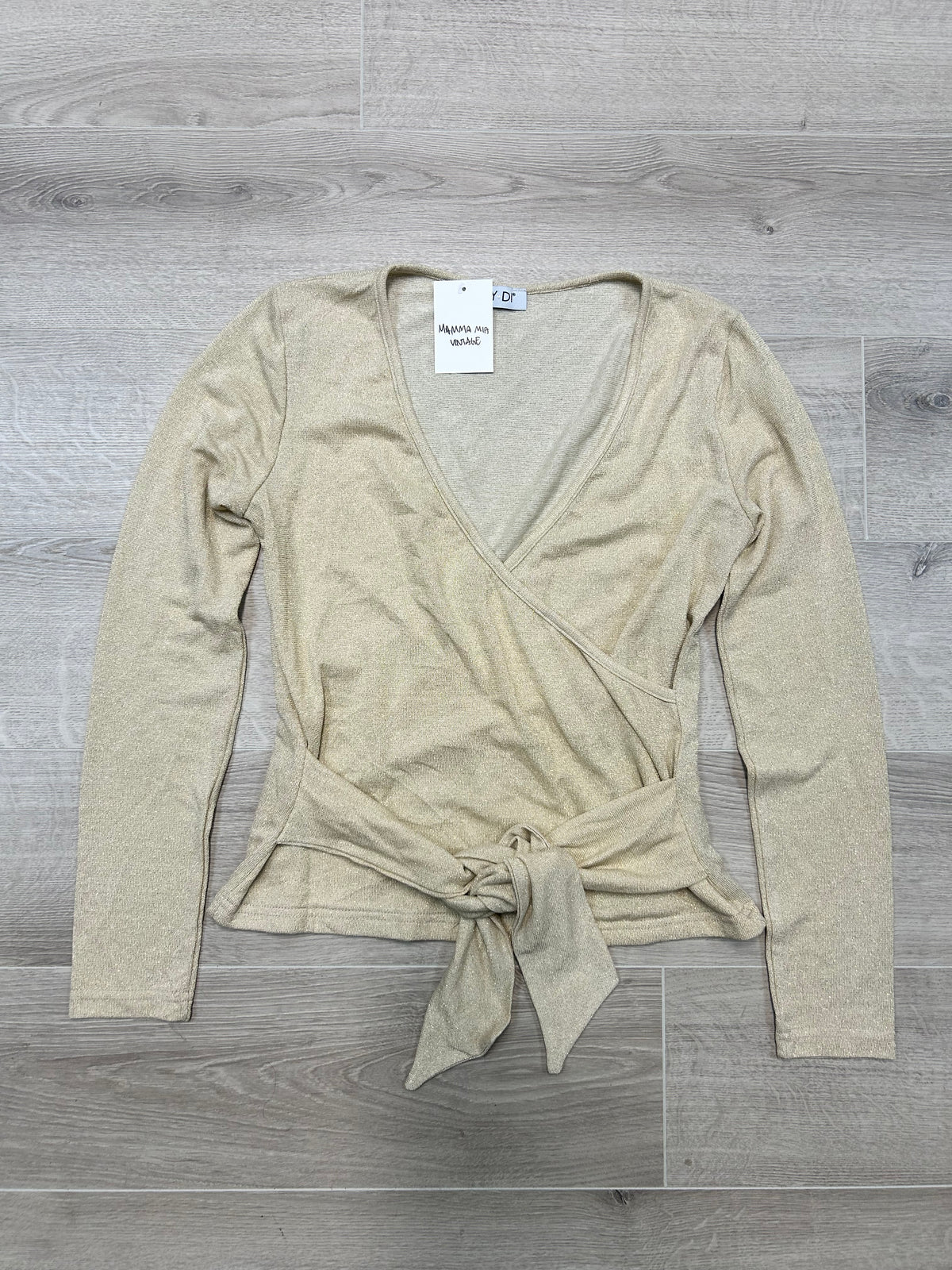 GOLD LONGSLEEVE