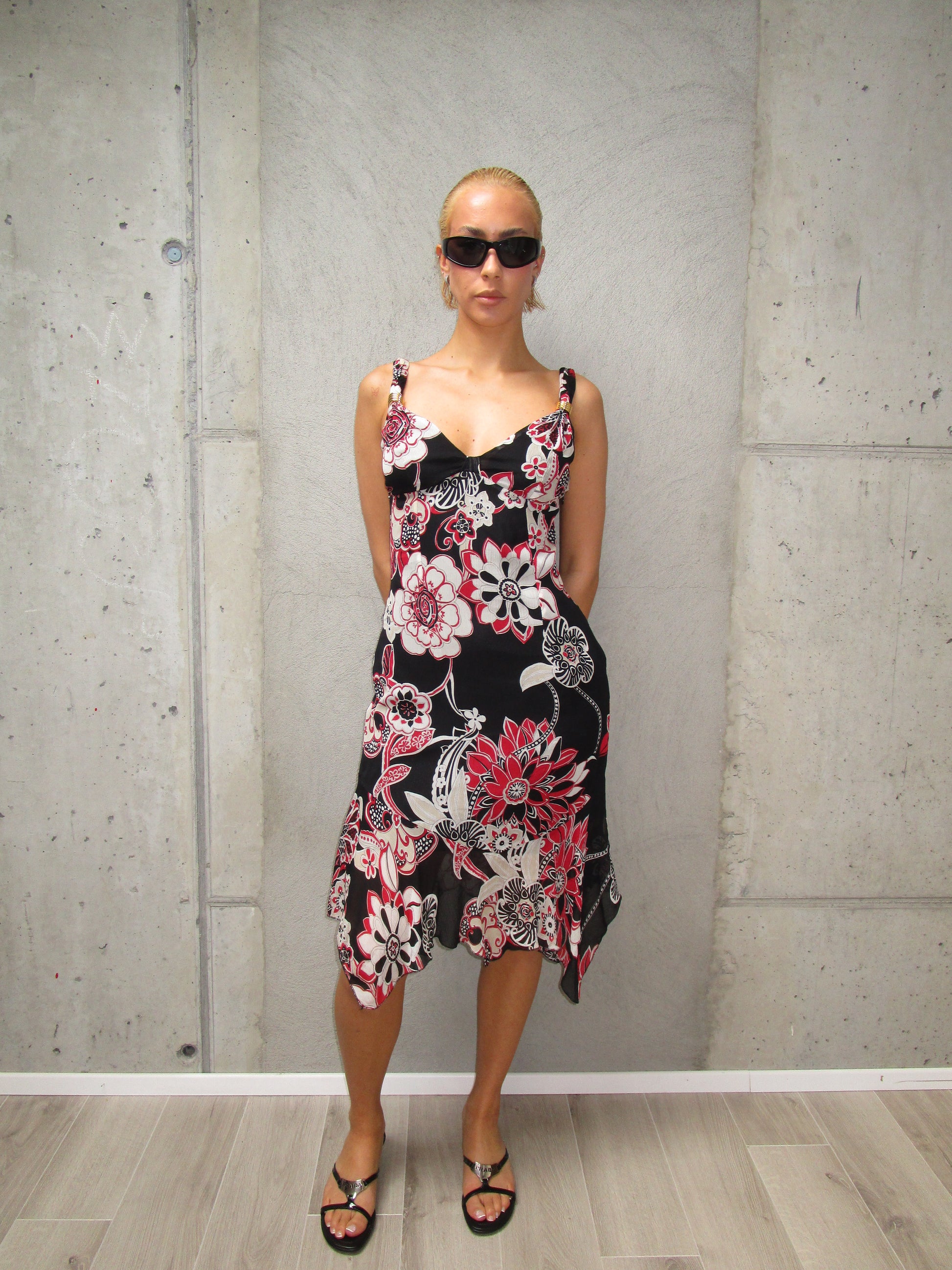 Flower summer dress with gold detail