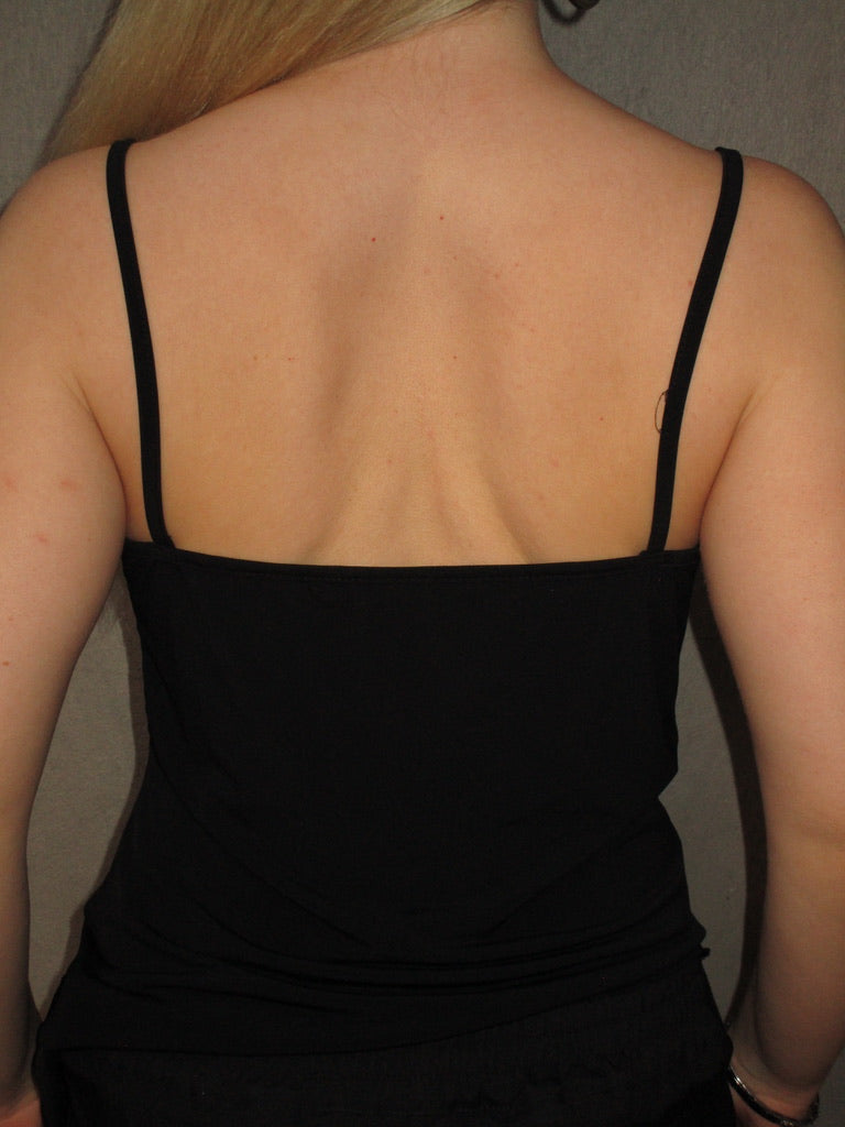 BLACK TOP WITH RHINESTONE DETAIL