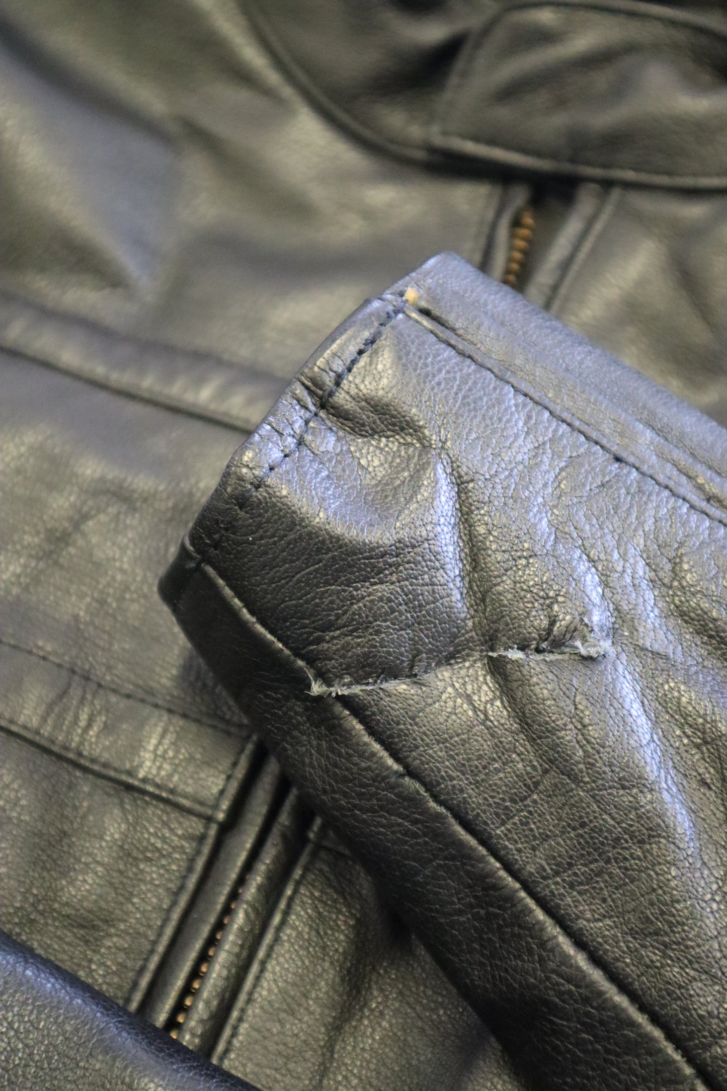 BLACK LEATHER RACER JACKET