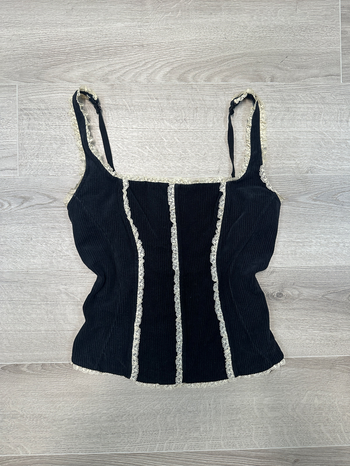BLACK COURSET TOP