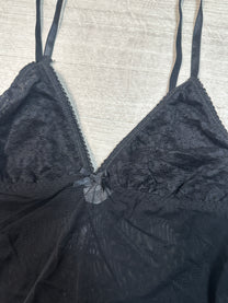 BLACK LACE TOP