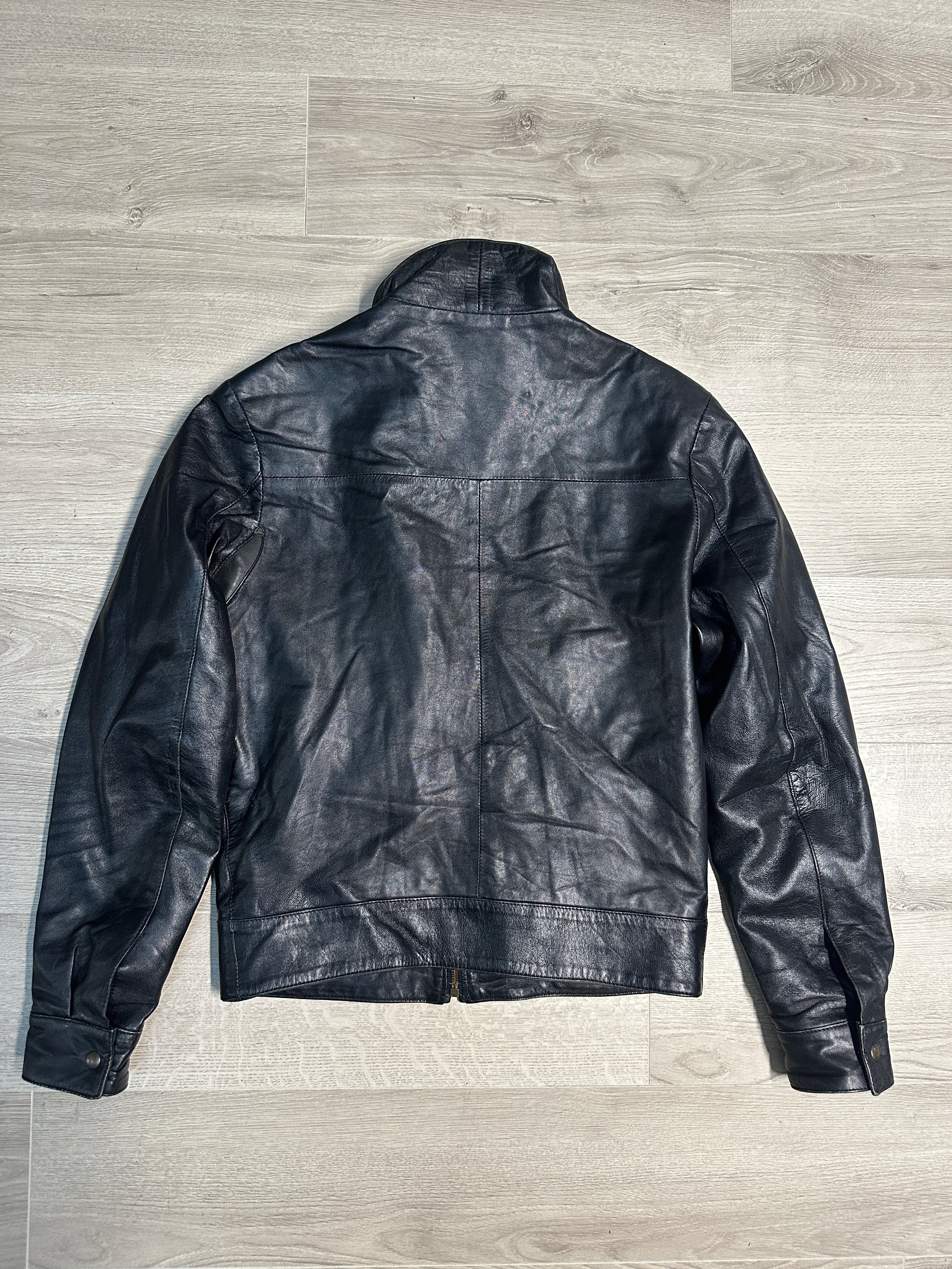 BLACK LEATHER JACKET