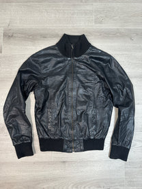 BLACK LEATHER JACKET