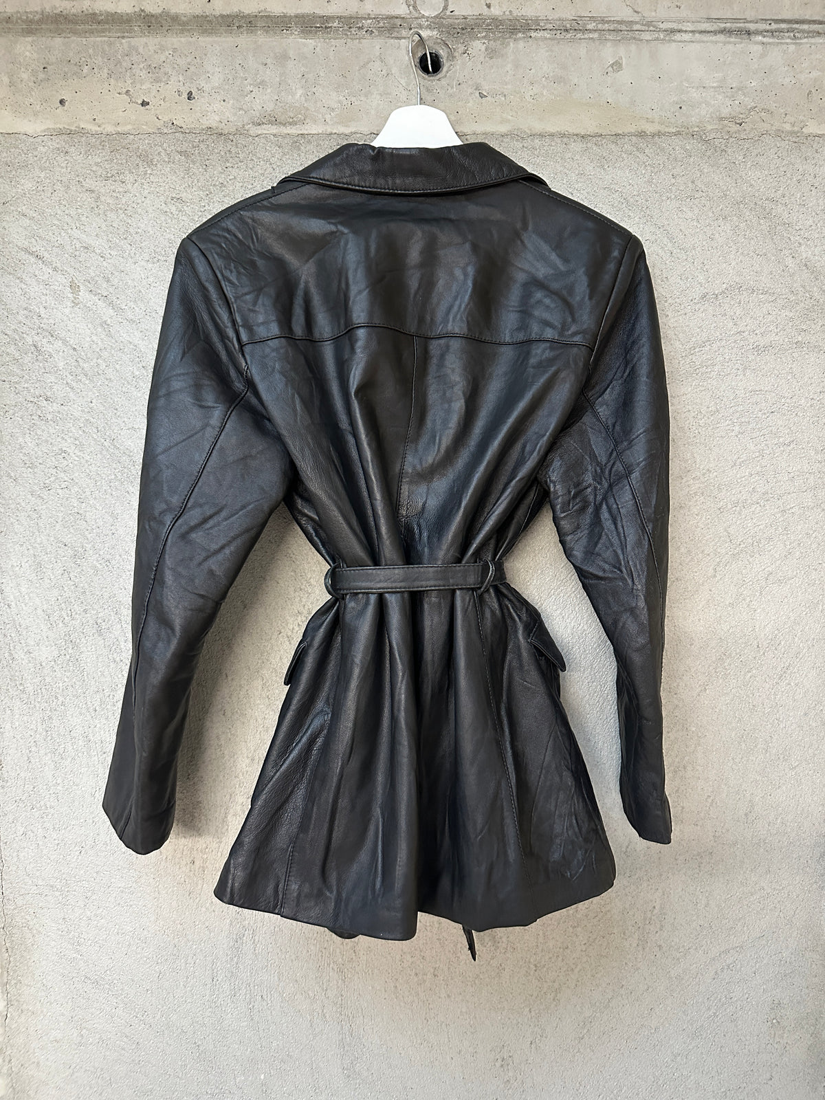 BLACK LEATHER TRENCH