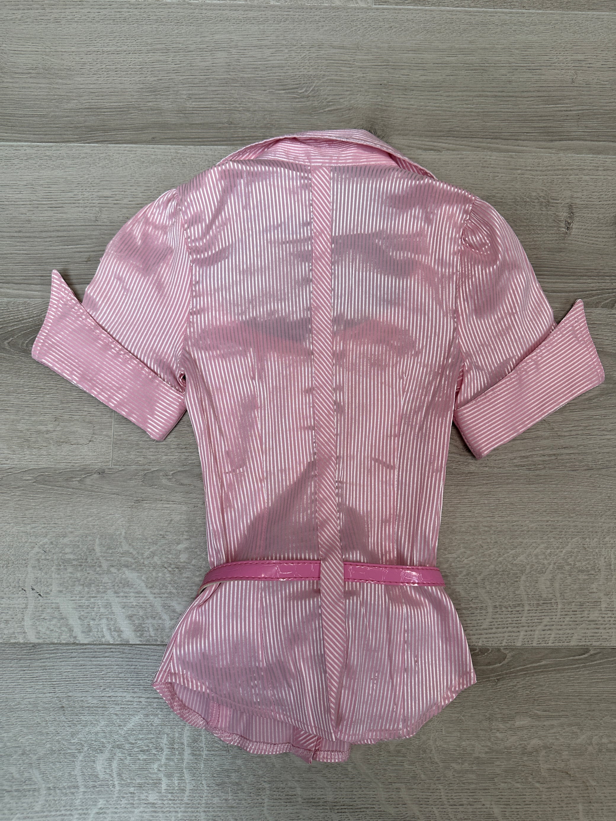 PINK T-SHIRT WITH WAIST BELT