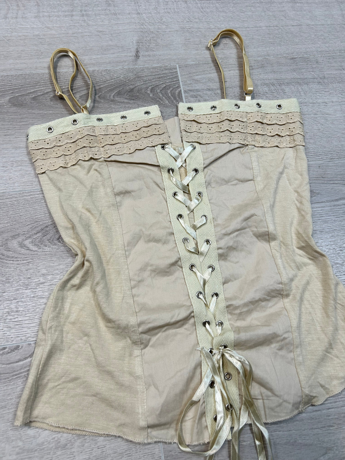 CREAM TOP
