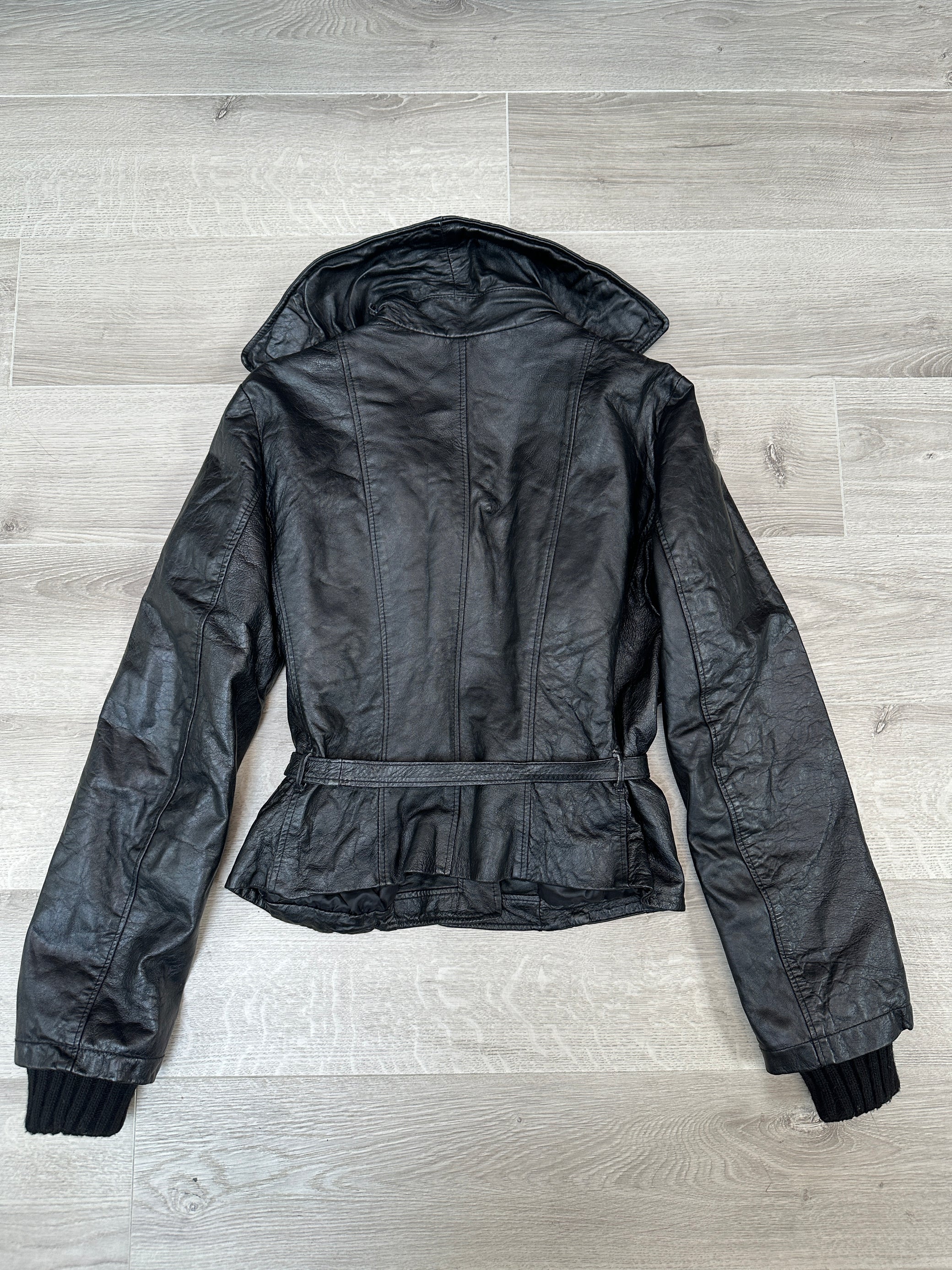 BLACK LEATHER JACKET