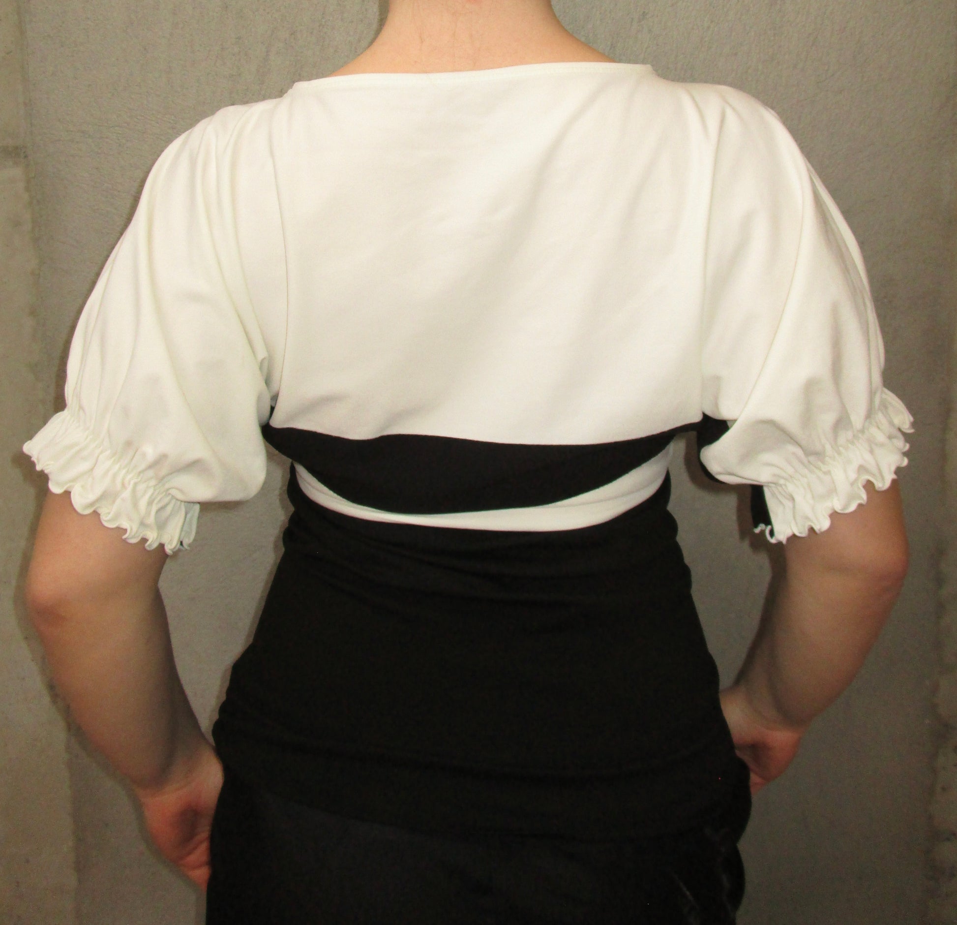 BLACK &amp; WHITE T-SHIRT
