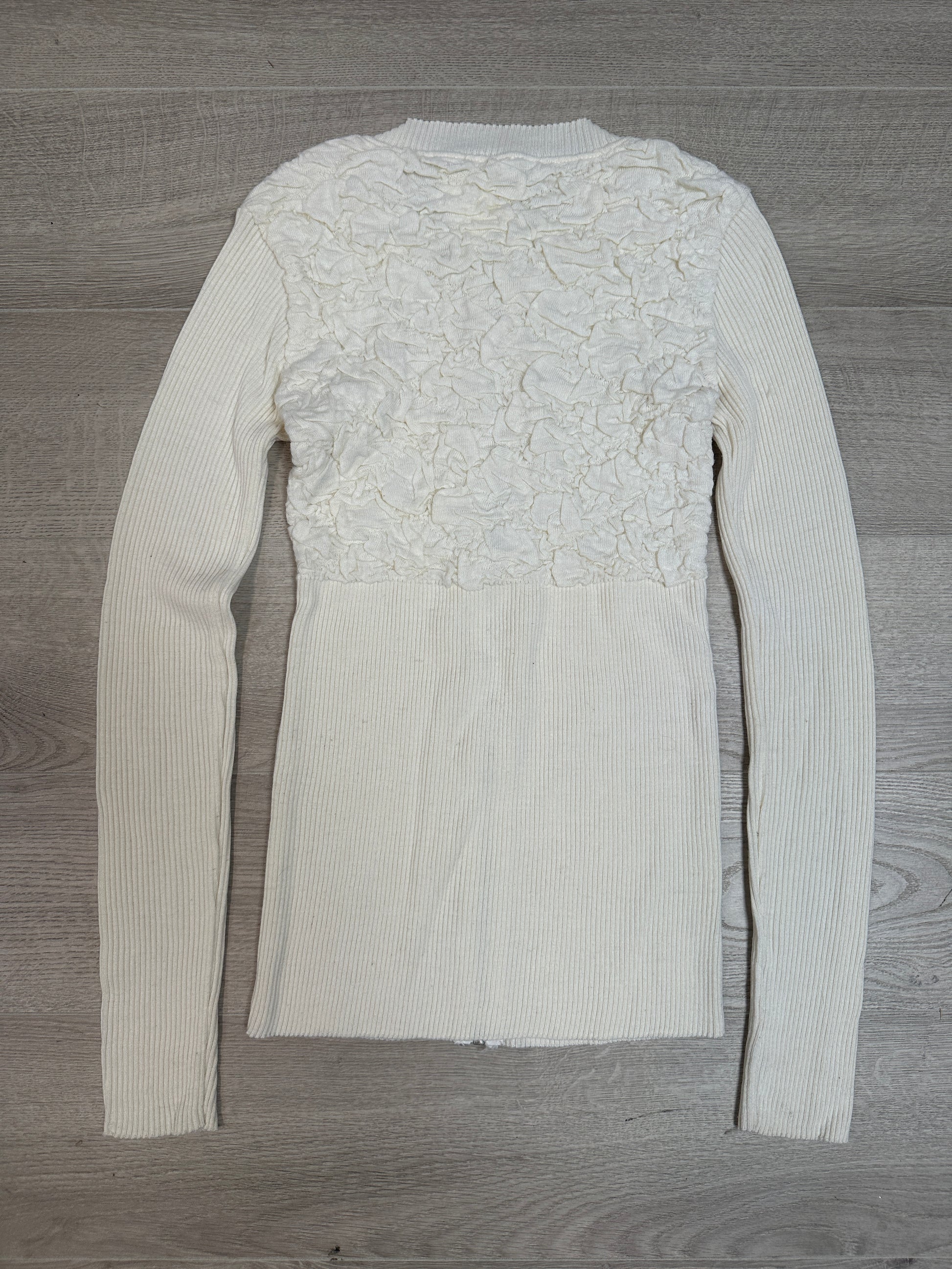 WHITE SIP UP SWEATER