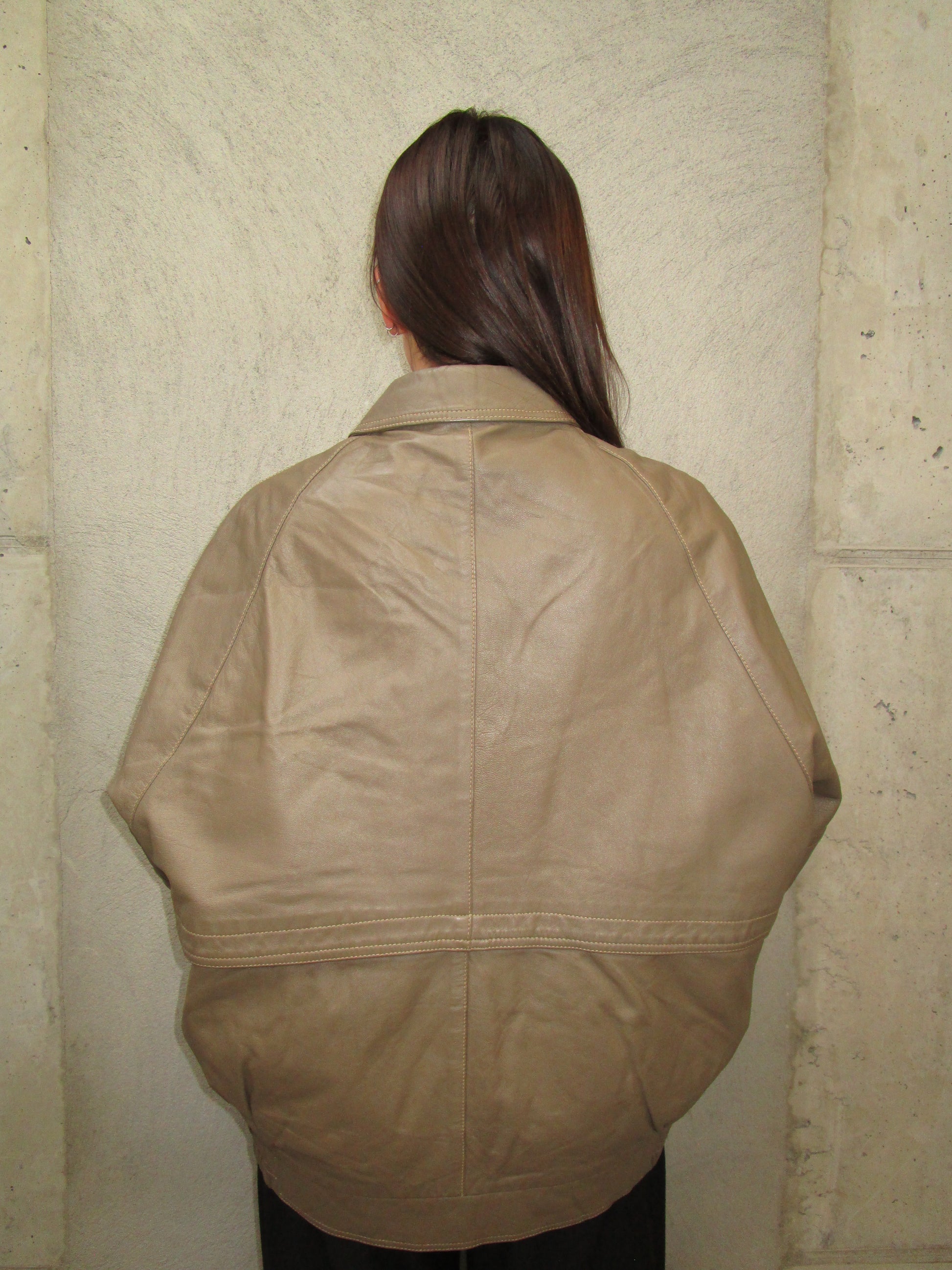 BEIGE LEATHER JACKET