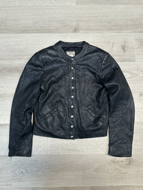 BLACK LEATHER JACKET