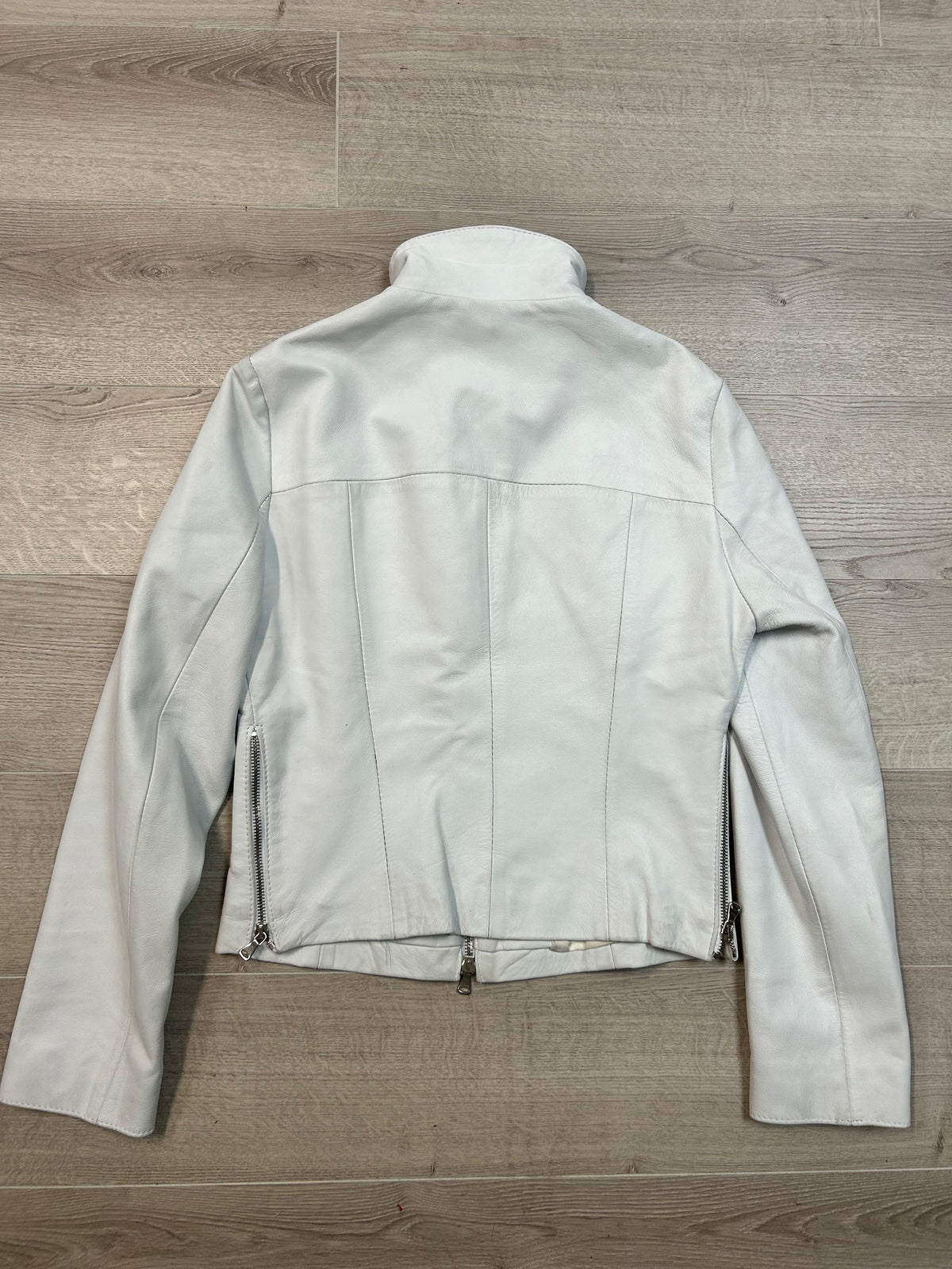 WHITE LEATHER JACKET