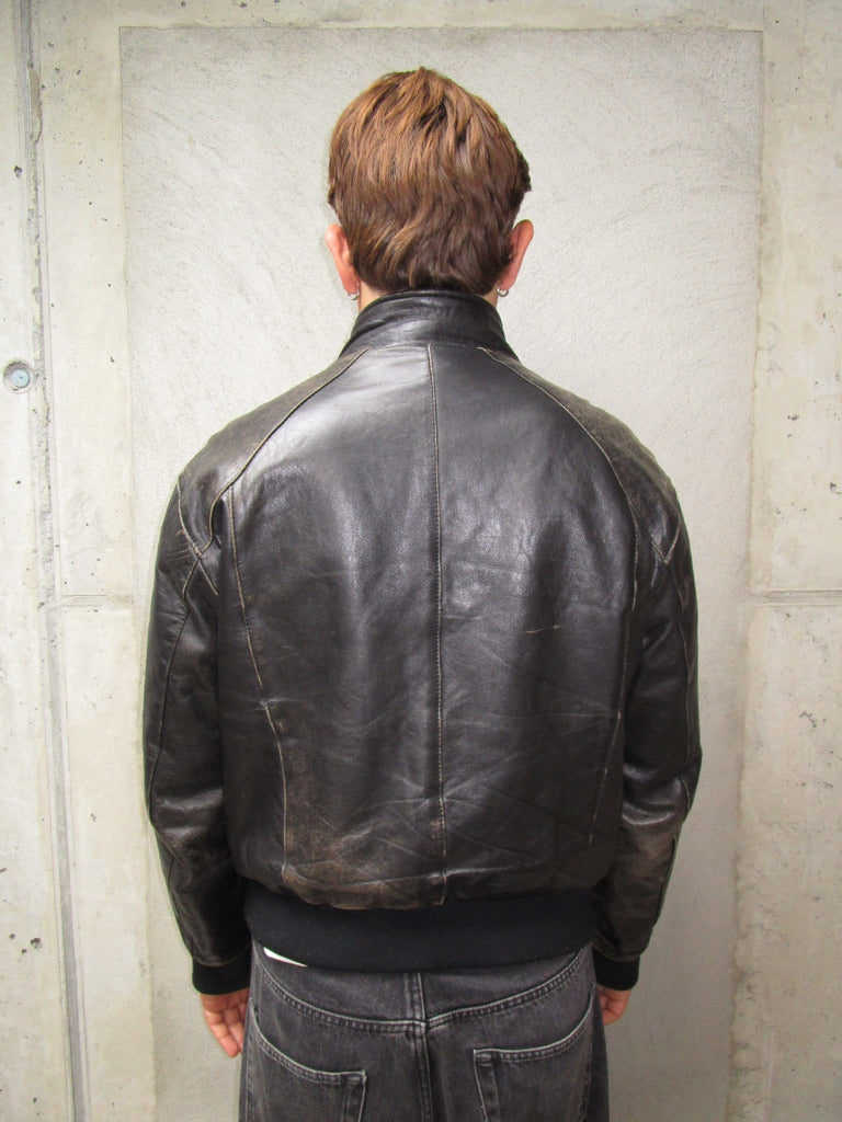 BLACK LEATHER JACKET