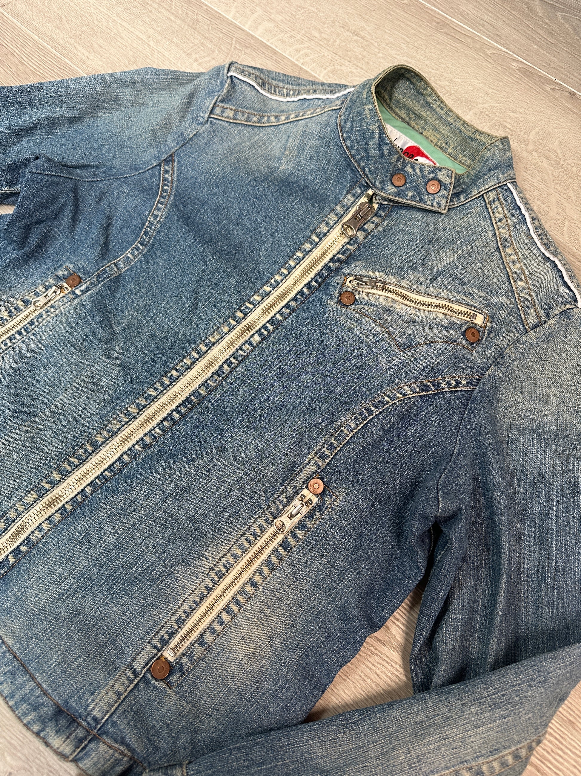 DENIM JACKET