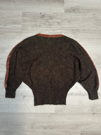 BROWN SWEATER