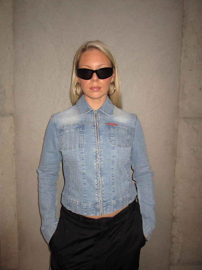 DENIM JACKET WITH ZIPPER