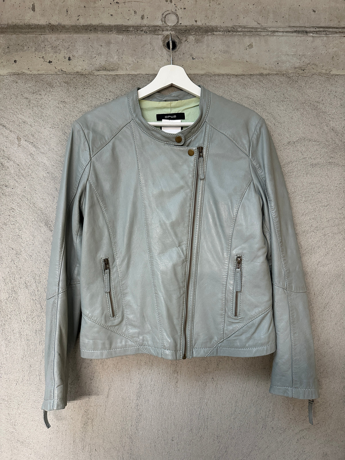 GREY LEATHER JACKET