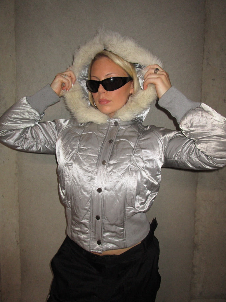SILVER JACKET WITH A HOOD
