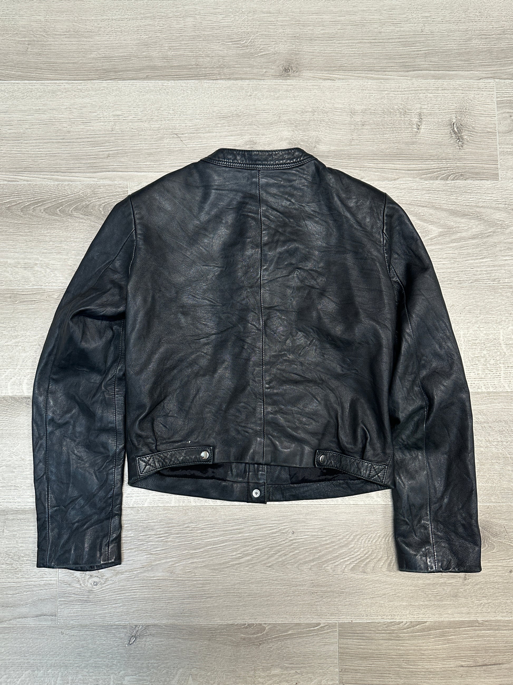 BLACK LEATHER JACKET