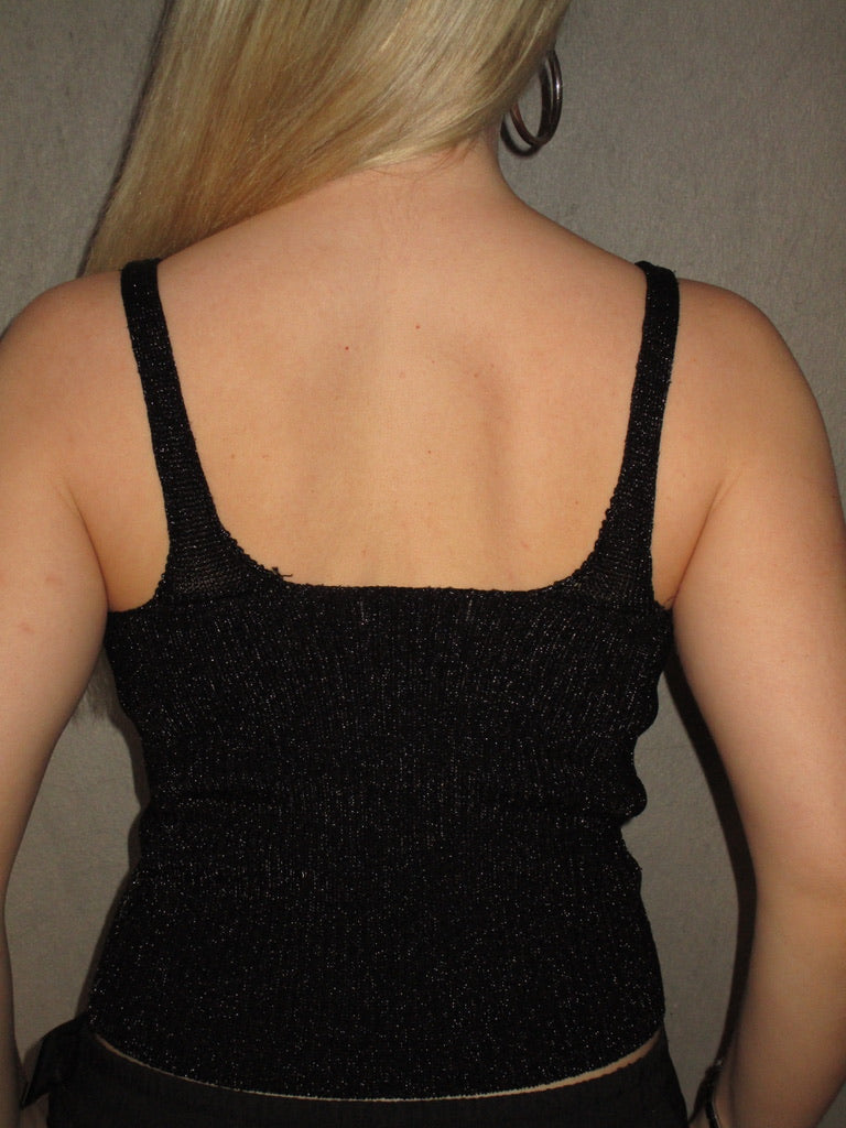 BLACK SPARKLE TOP WITH SEQUIN