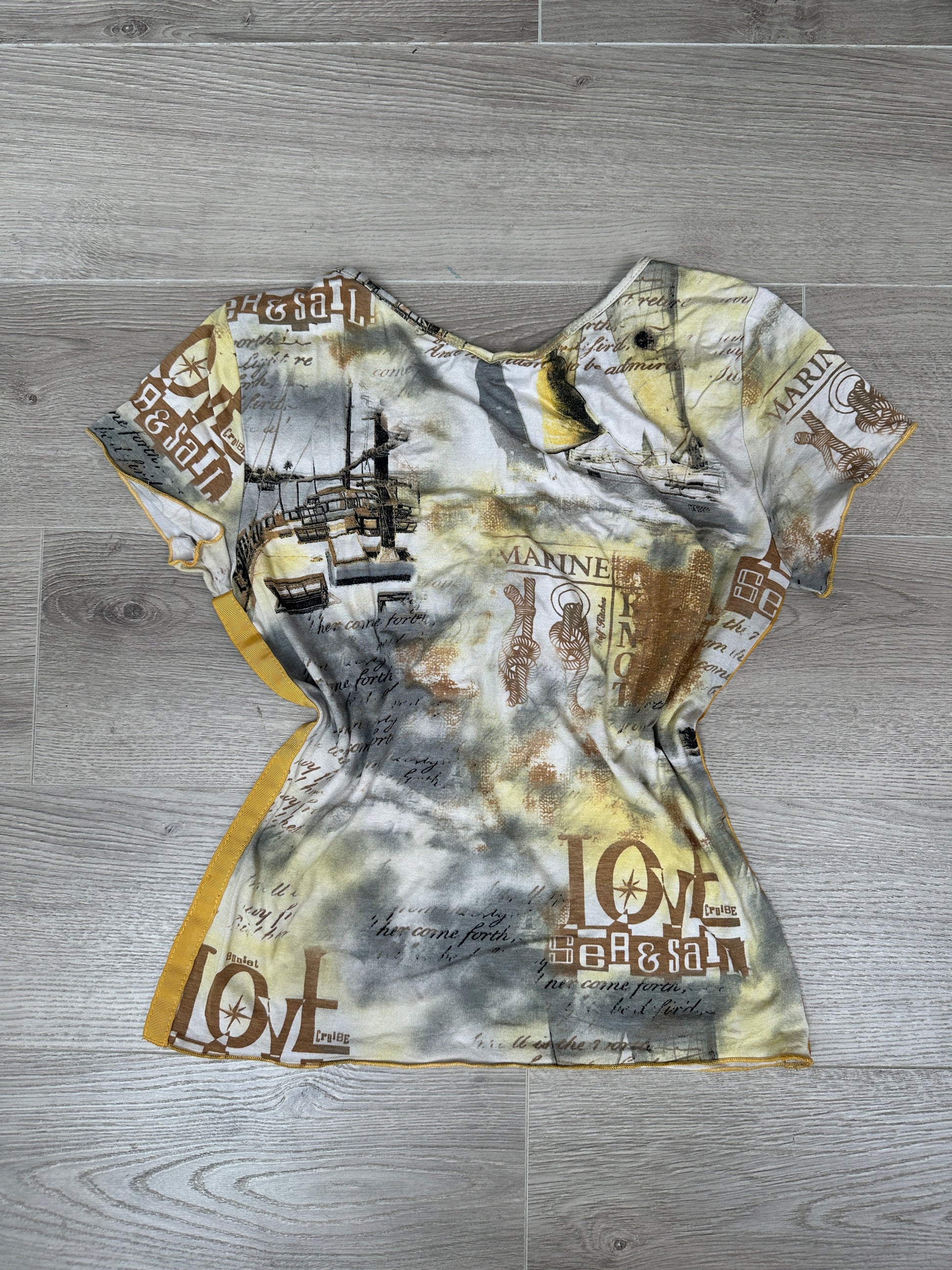 YELLOW T-SHIRT