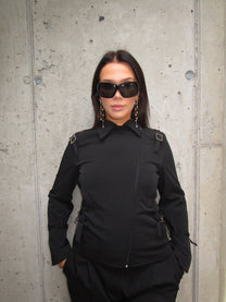 BLACK JACKET
