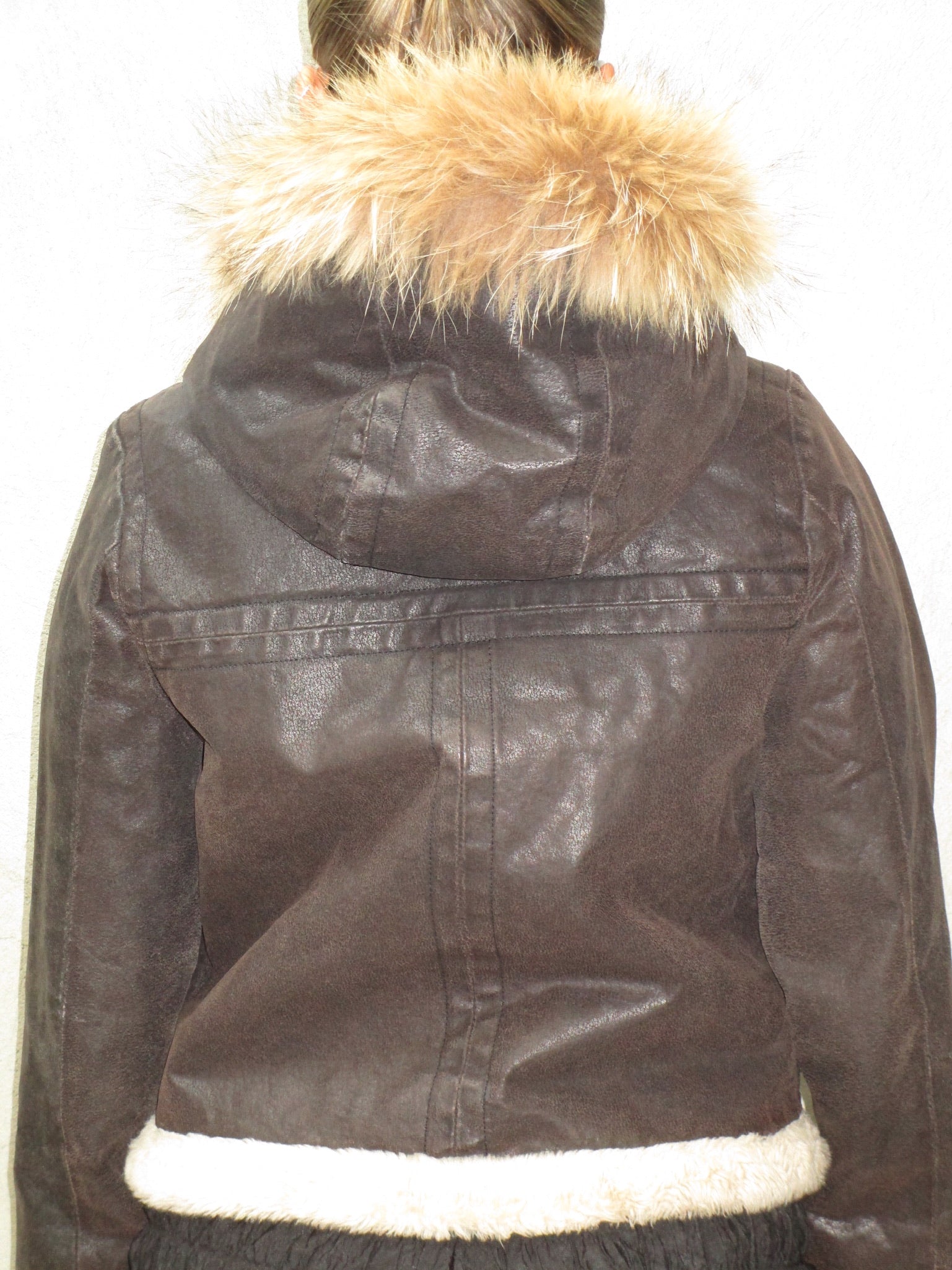 BROWN LEATHER JACKET WITH FUR DETAIL &amp; A HOOD