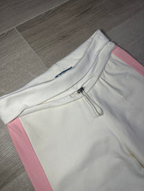 WHITE SWEATPANTS WITH PINK TRIM
