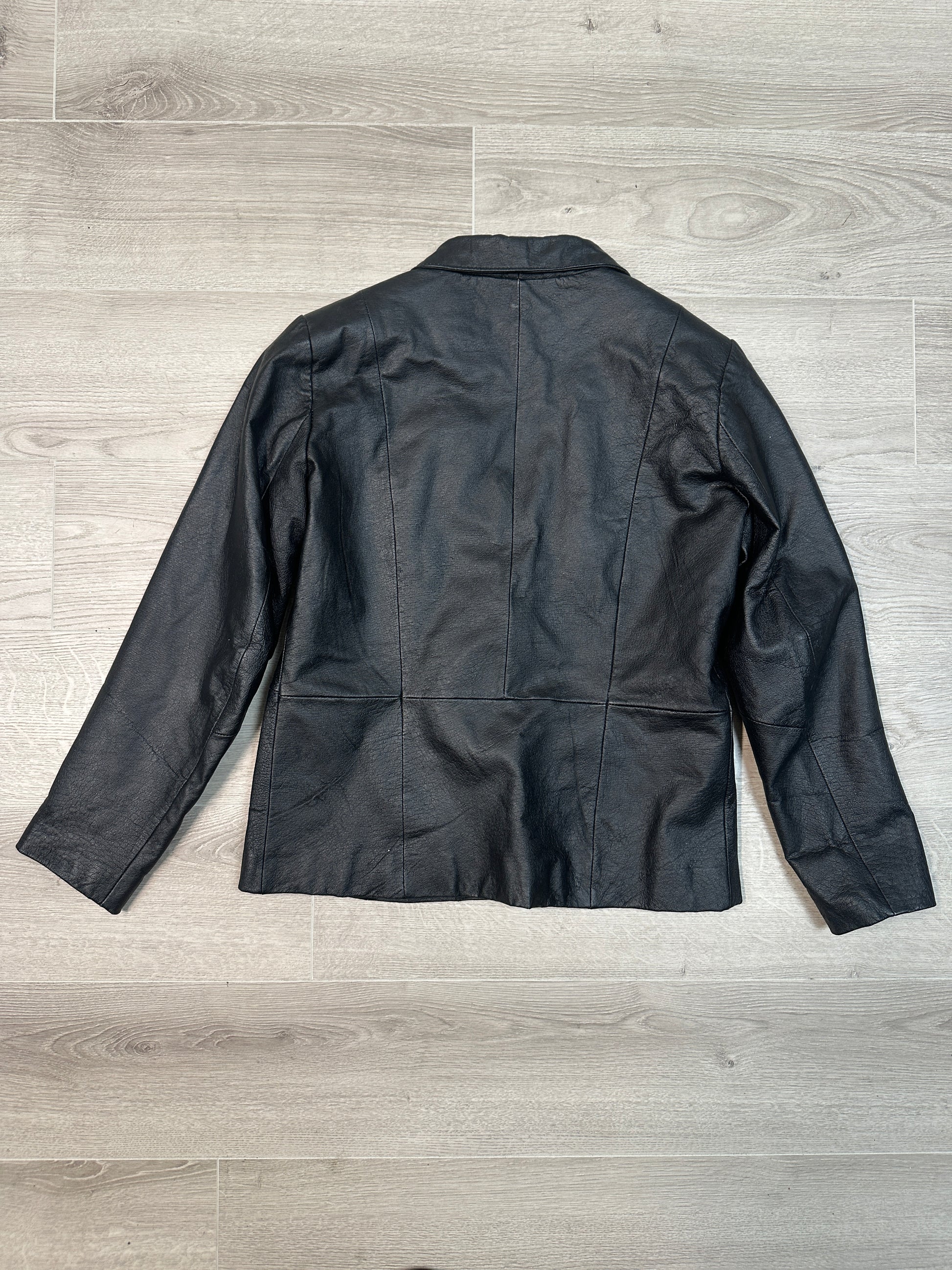 BLACK LEATHER JACKET