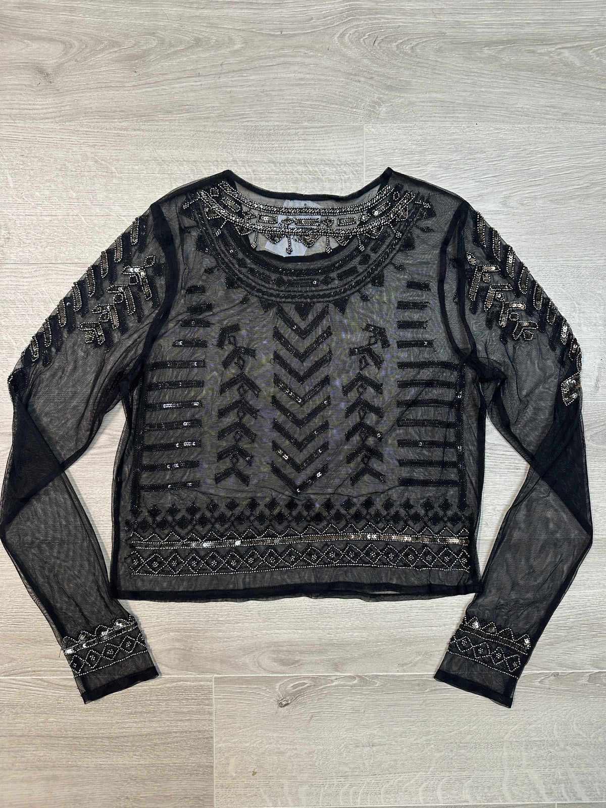 BLACK MESH LONGSLEEVE WITH BEADS