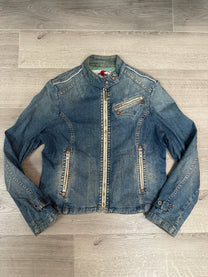 DENIM JACKET