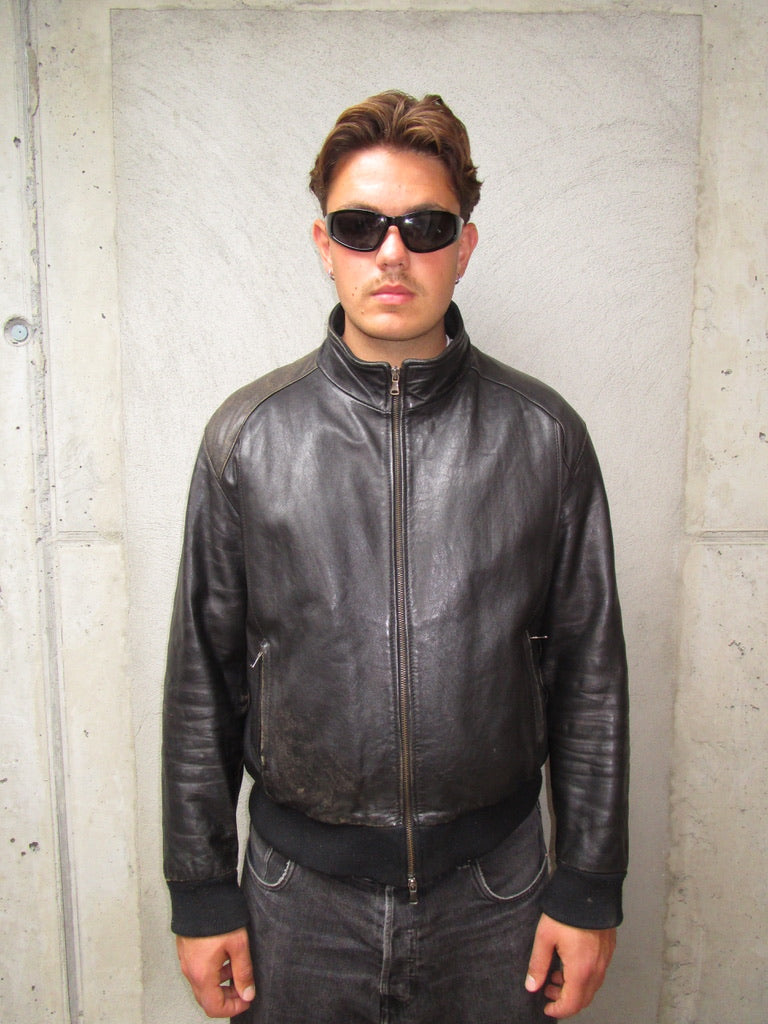 BLACK LEATHER JACKET