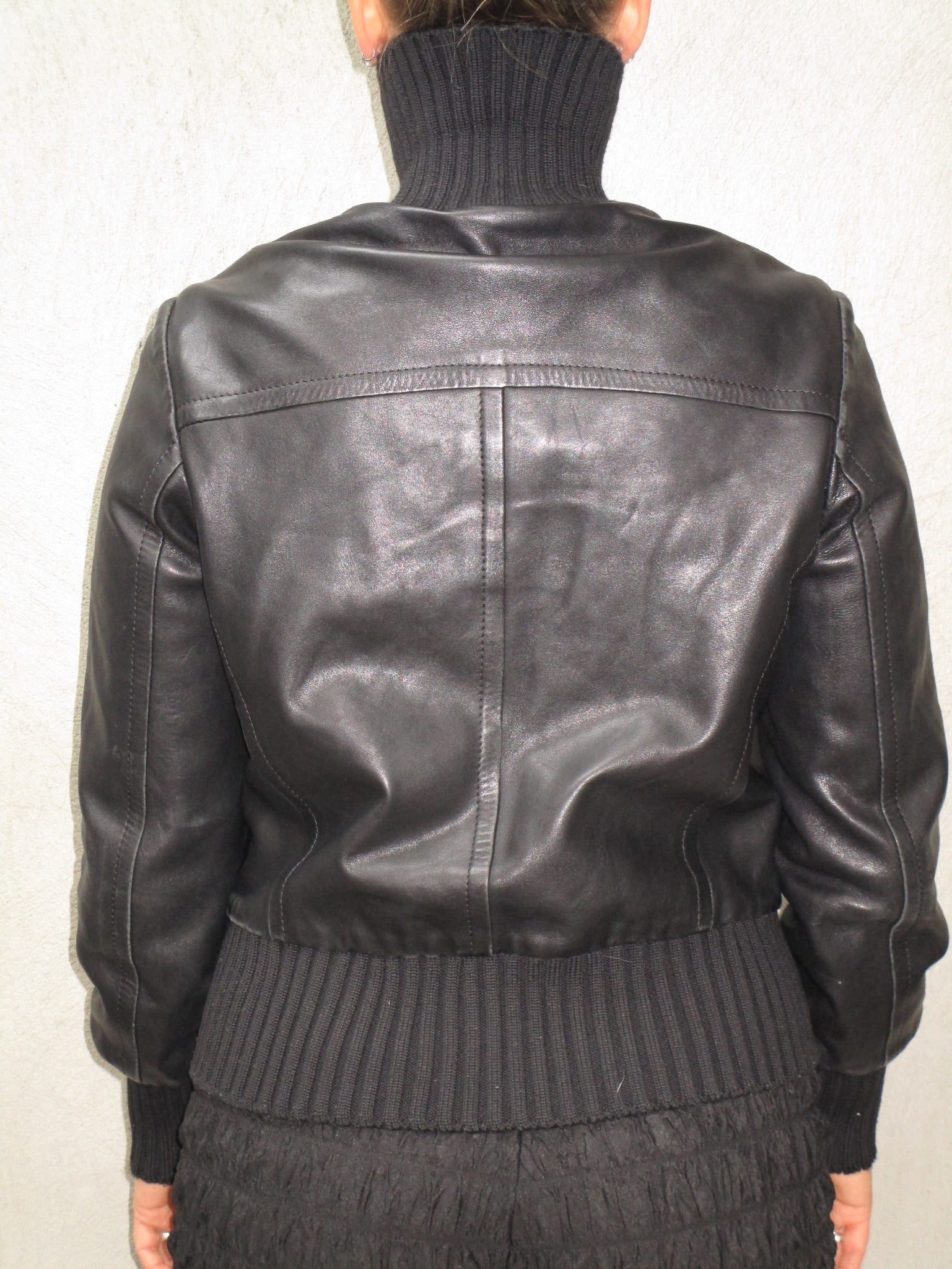 BLACK HIGH NECK LEATHER JACKET
