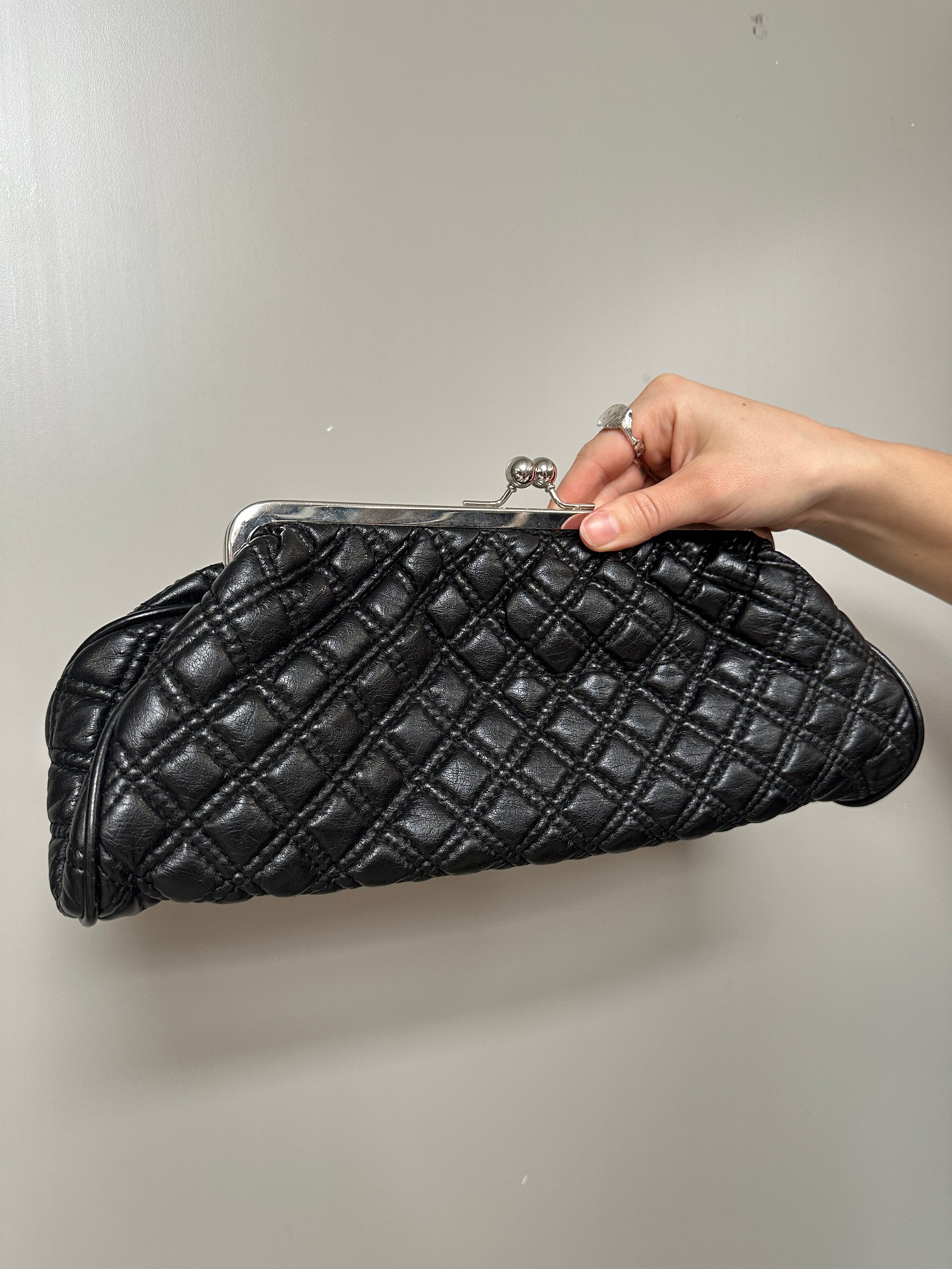 BLACK CLUTCH PURSE